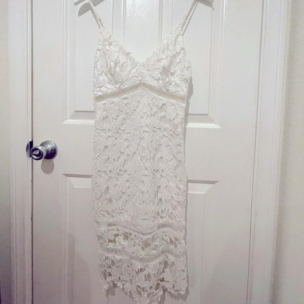 ASTR the Label - Lace Bodycon Dress (White)